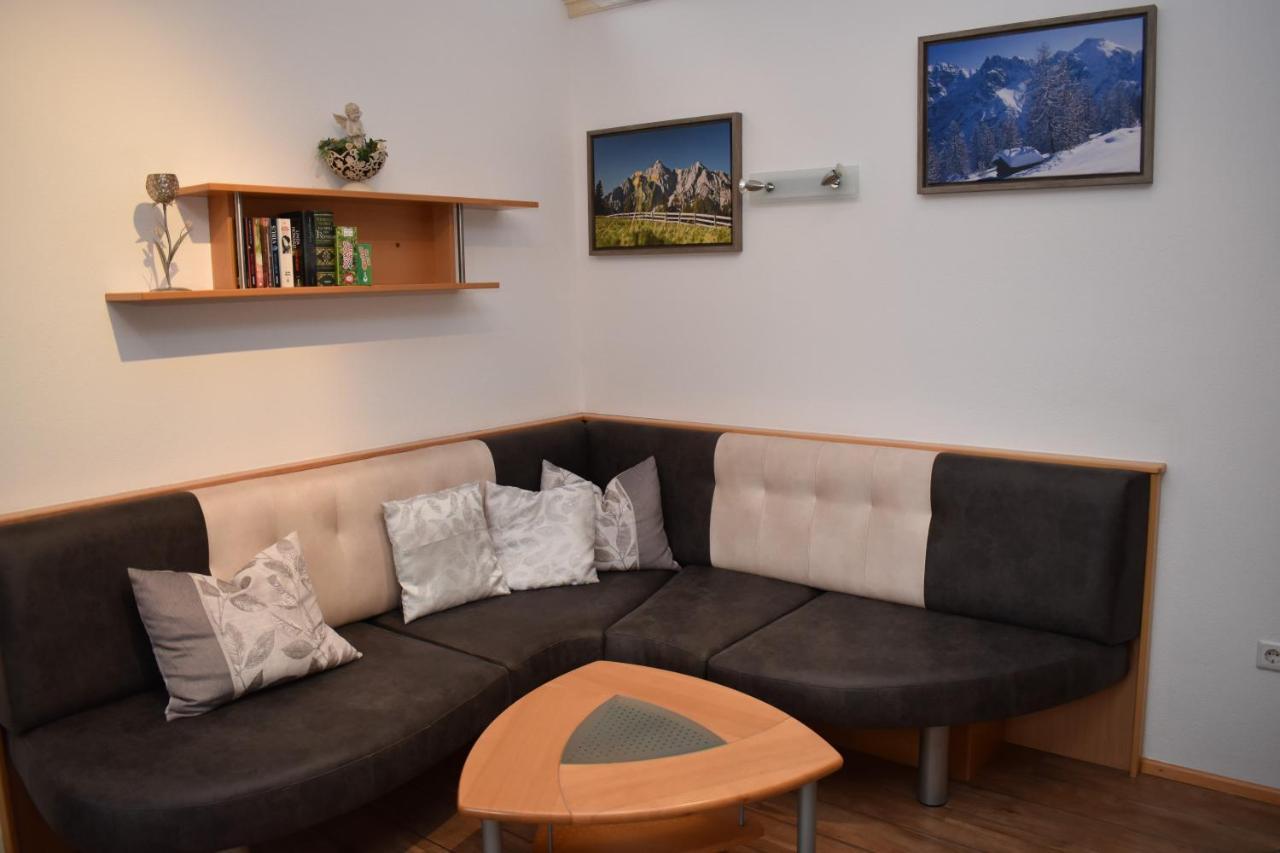 Апартаменты Haus Egger Нойштифт-им-Штубайталь Экстерьер фото