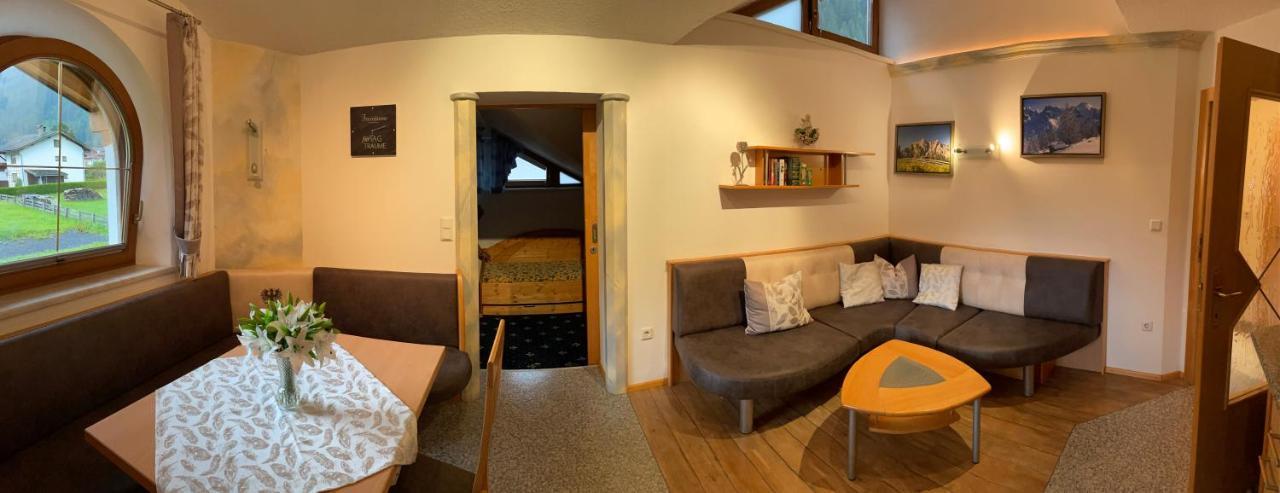 Апартаменты Haus Egger Нойштифт-им-Штубайталь Экстерьер фото