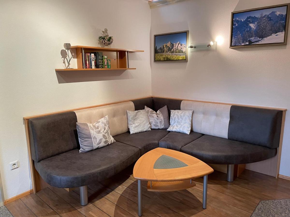 Апартаменты Haus Egger Нойштифт-им-Штубайталь Экстерьер фото