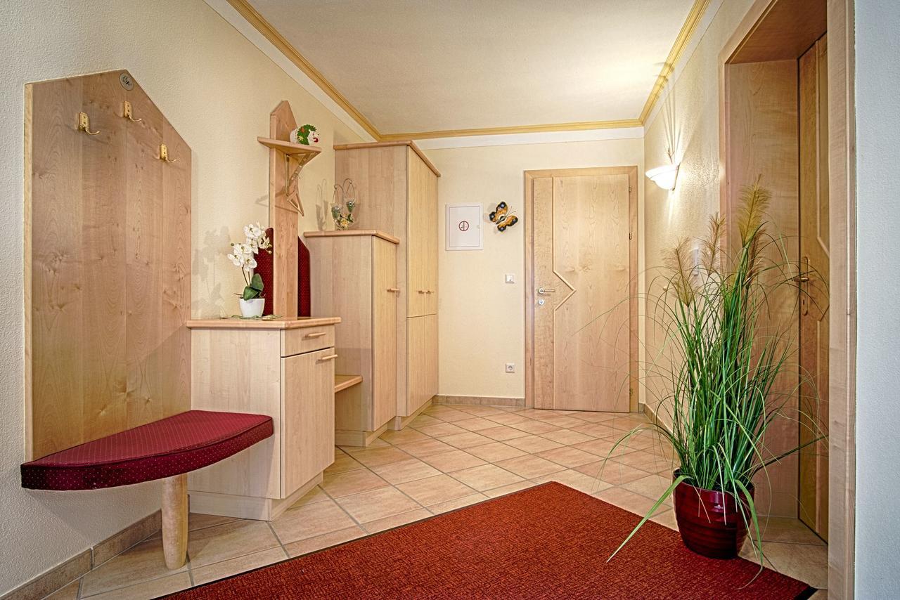 Апартаменты Haus Egger Нойштифт-им-Штубайталь Экстерьер фото
