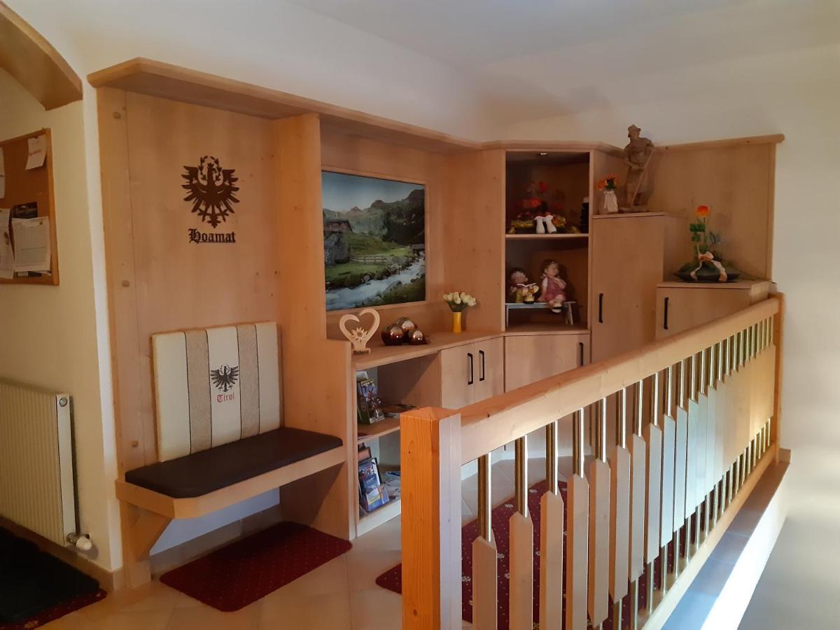 Апартаменты Haus Egger Нойштифт-им-Штубайталь Экстерьер фото